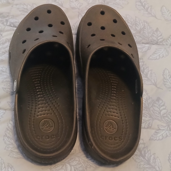 Crocs Black Mules Slip Ons - Picture 3 of 5